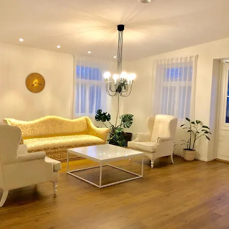빌라 Tallinn Apartment Hotel Villa *
