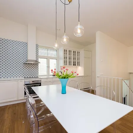 Tallinn Apartment Hotel Villa *