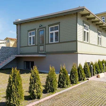 Villa Tallinn Apartment Hotel Villa *